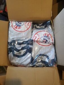 Sports Crate Limited Edition Long Sleeve Yankees Shirt Size L  loot crate NEW