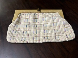 Vintage Made In Italy Straw Beige Woven Clutch Purse Classic 1960s Mod EUC - Picture 1 of 10