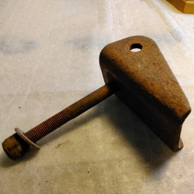 Soporte de horquilla trasera inferior Triumph Spitfire original Foto 1 de 2