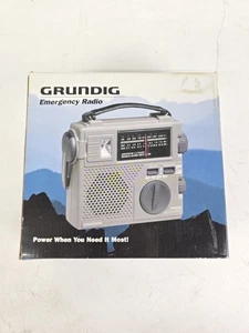 Grundig FR 200 AM/FM Notfall Survival Radio Kurzwelle Handkurbel Licht  - Bild 1 von 5