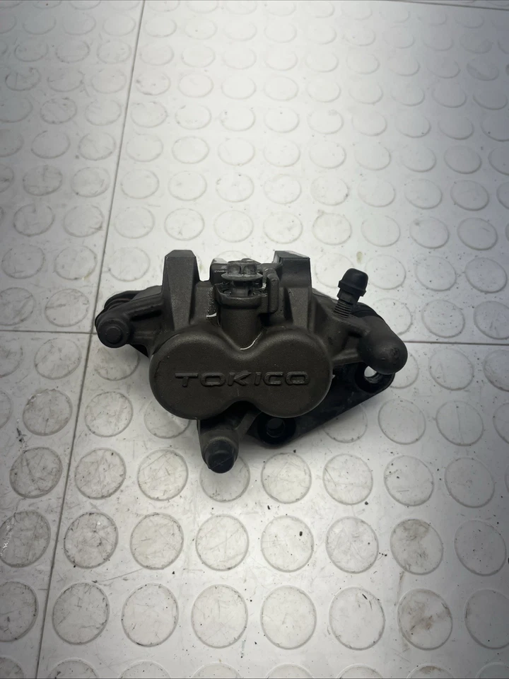 Pinza de freno delantera derecha Kawasaki Versys 650 2009 43080-0076-DJ OEM Foto 1 de 4