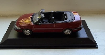 Minichamps 1:43 1995 Saab 900 Cabriolet - rojo Foto 1 de 4
