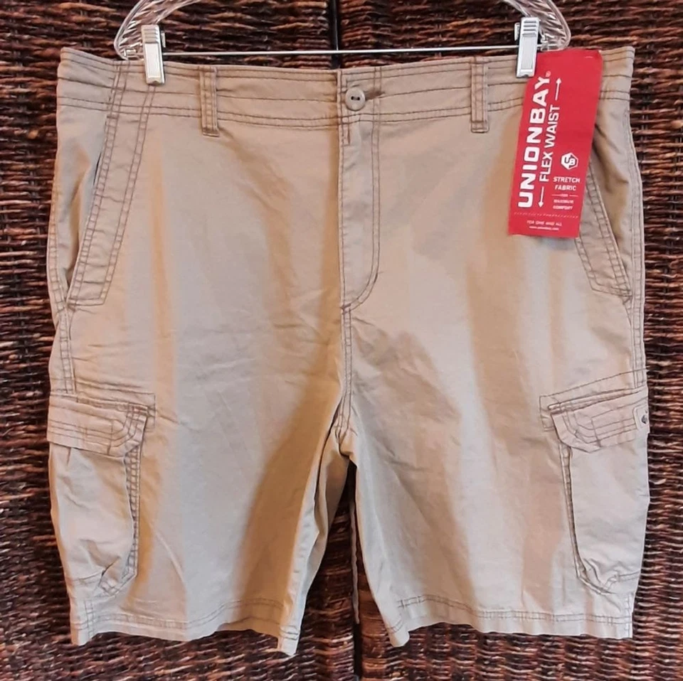 Union Bay Men's Light Weight Medford Cargo Shorts Grain Size 42