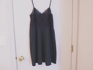 VICTORIA'S SECRET Black 100% Cotton Lace Spaghetti Straps Chemise Sleepwear Sz M - Picture 1 of 2