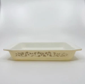 Cazuela vintage Pyrex Golden Acorn 548 Space Saver • 1,25 cuartos • Años 60 - Imagen 1 de 20