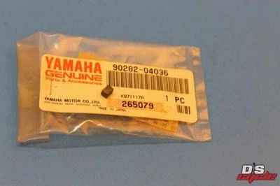 NOS YAMAHA DT50 IT175 STRAIGHT KEY PART# 90282-04036-00 - Image 1 of 4