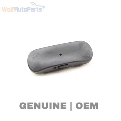 2017-2024 奥迪 A5 四轮车 - 右挡风玻璃洗衣机喷雾器/喷嘴 — 第 1/4 张图片