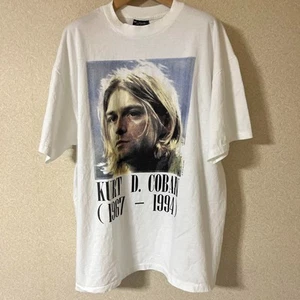 Camiseta Rara Kurt Cobain Nirvana Memorial Gigante XL Blanca Bootleg Coleccionable - Imagen 1 de 5