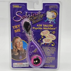 Sabrina The Teenage Witch TV Show Ask Salem Psychic Necklace Tiger Game Sealed - Picture 1 of 8