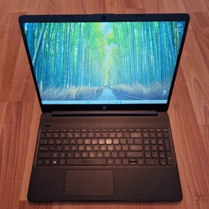 HP 15S-EQ1521SA 15.6" laptop AMD 3020e 8gb RAM 128gb SSD Win 11 Home with Sleeve - Picture 1 of 19