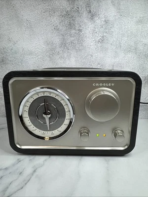 Crosley Solo CR3003A-BK AM/FM AUX Receiver Radio Mid Century Modern Style TESTED - Image 1 of 4