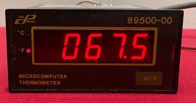 COLE-PARMER 89500-00 MICROCOMPUTER THERMOMETER TEMPERATURE PANEL - Image 1 of 4
