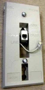 Siecor Tool-Less Wall Mount Distribution Filter  - Picture 1 of 3