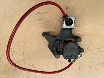 Suzuki Gsxr 600 750 2008 2009 2010 K8 K9 L0 задний тормозной суппорт и вешалка - Изображение 1 из 3