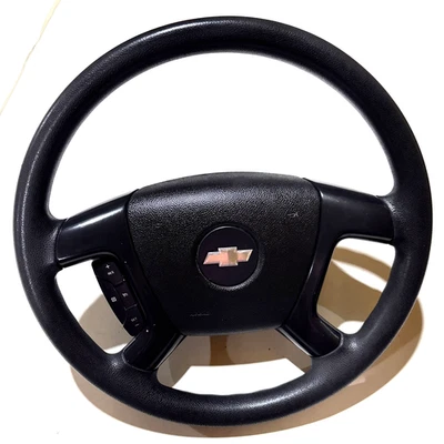 Volante GMC/Chevy 2007-2011 con control de crucero Tahoe, Sierra, Suburban Foto 1 de 4