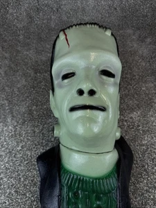 Caja de botín Neca REMCO Universal Monstruos Frankenstein Máscara - Imagen 1 de 11