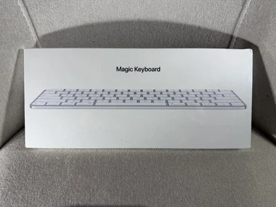 NEW Apple Magic Keyboard- A2450- White-MK2A3LL/A-w/USB-C to lightning cable - Image 1 of 3