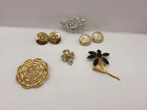 Vintage Coro & Corocraft Jewelry Lot Made in USA Brooches & Earrings - Bild 1 von 13