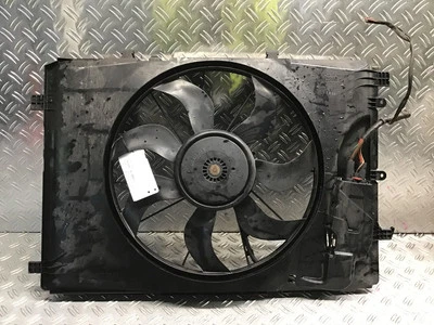 Electric Fan Mercedes-Benz A-Class (W176) A 200 115kW 156HP A2465000093 27091 - Image 1 of 2