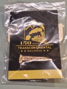 PIN RECUERDO CLAVO DORADO FERROCARRIL TRANSCONTINENTAL 150 ANIVERSARIO - Imagen 1 de 3
