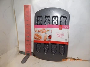 WILTON San Valentín Corazón Caramelo/Galletas/Moldes para Pasteles Metal Oscuro Sartén Antiadherente - Imagen 1 de 2