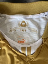 Pumas Long Sleeve Soccer Jersey Sz. M  Puma Brand.