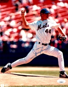 Jason Isringhausen Signed Autographed 8X10 Photo Mets Pitching JSA AV37869 - Picture 1 of 2