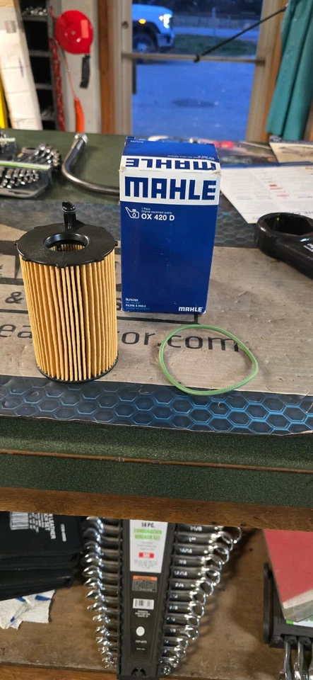 Filtro de aceite OX 420D Mahle para VW Audi A6 Quattro A8 Volkswagen Touareg Cayenne Q5 Foto 1 de 1