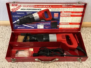 Milwaukee 6527 Corded Super Sawzall Variable Speed Reciprocating Saw / Case 8amp - Picture 1 of 24