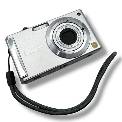 Panasonic DMC FS3 fotocamera digitale argento 6x zoom ottico leggero sottile - Immagine 1 di 4