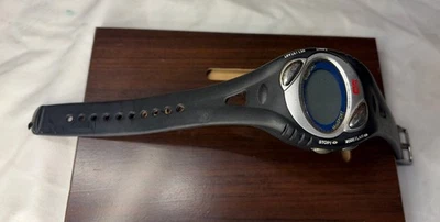 Relógio monitor de frequência cardíaca inteligente Mio Sport NOVO com caixa e instruções - Imagem 1 de 2