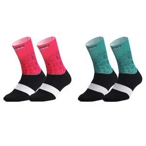2 Pairs Cycling Socks Road Bicycle Riding Bike Sport Ankle Socks Green Red XC - Picture 1 of 5