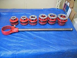 Ridgid 12R Pipe Threader Set 1/2 to 2" NPT with Ratchet and Handle Excellent - Picture 1 of 17