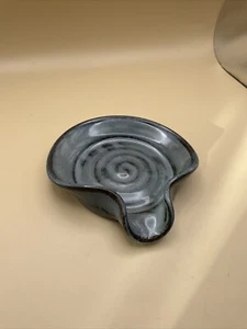 Round Studio Art Pottery Spoon Rest -Blue Kitchen Decor Signed - Picture 1 of 6