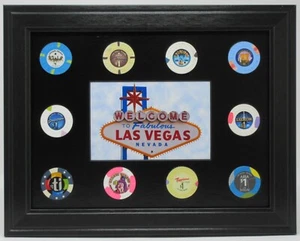 10 CASINO POKER CHIPS WITH LAS VEGAS SIGN WALL DISPLAY PICTURE FRAME 12" x 9" - Picture 1 of 3