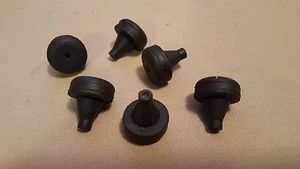 N.O.S. M151 MUTT 6 Hood Rest Rubber Bumper Grill M151A2 G838 N.O.S. 11644853 - Picture 1 of 2