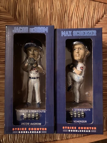 Jacob deGrom Max Scherzer New York Mets Strikeout Counter Connecting Bobblehead Cover