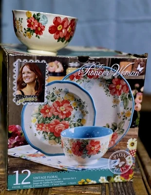 Juego de vajilla vintage floral de 12 piezas The Pioneer Woman platos verde azulado cuencos mesa Foto 1 de 4