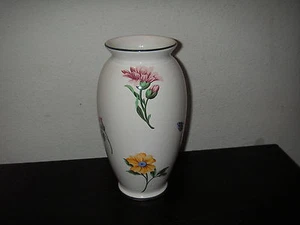 TIFFANY & CO PORTUGAL FLORAL DESIGN VASE - Picture 1 of 9