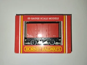 Hornby R 045, BR "Van Engineering" Ventalated Van, OO Gauge - Picture 1 of 8