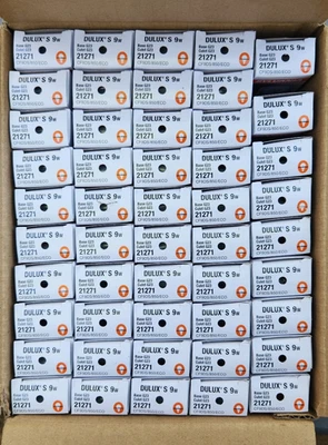 (49 Bulbs) Sylvania 21271 Dulux S 9W CF9DS/850/ECO - 2 Pin G23 Base -5000 Kelvin - Image 1 of 4