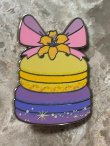 Disney Pin Princess Pastries MysteryBag 2024 Rapunzel Tangled Macaroon Cake - Bild 1 von 3