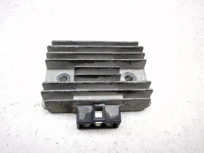 -87-07 Rectificador regulador de voltaje Kawasaki KLR 650 SH548-12 Foto 1 de 4