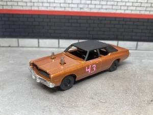 Coche de demostración Dodge Monaco Derby demolición impreso en 3D escala 1/64 para diorama diecast - Imagen 1 de 15