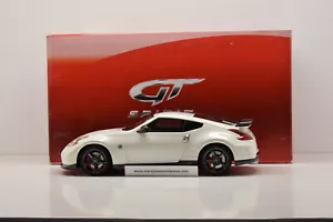 NISSAN 370Z NISMO 2009 WHITE GT SPIRIT 1/18 NEUVE EN BOITE - Foto 1 di 7