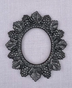 Small Antique Cast Iron Oval Picture Frame Grape Clusters and Leaves Frame Only - Picture 1 of 10