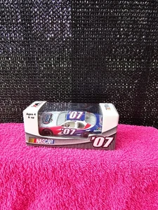 NASCAR 07' 49th Annual Daytona 500 The Great America Race 1:64 Scale DieCast Car - Picture 1 of 6