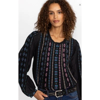 Top Johnny Was Jade Calico Bordado Estampado Boho Negro Talla XS Precio de venta sugerido por el fabricante: $318 Nuevo con etiquetas Foto 1 de 4