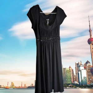 Bisou Bisou 14 black short sleeve w/embellishments dress. fall/winter - Picture 1 of 1