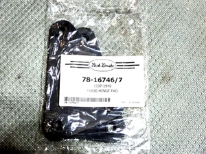 NEW 1937-40 Ford car / 40-41 Pickup hood hinge pads PAIR 78-16746/7 - Bild 1 von 2